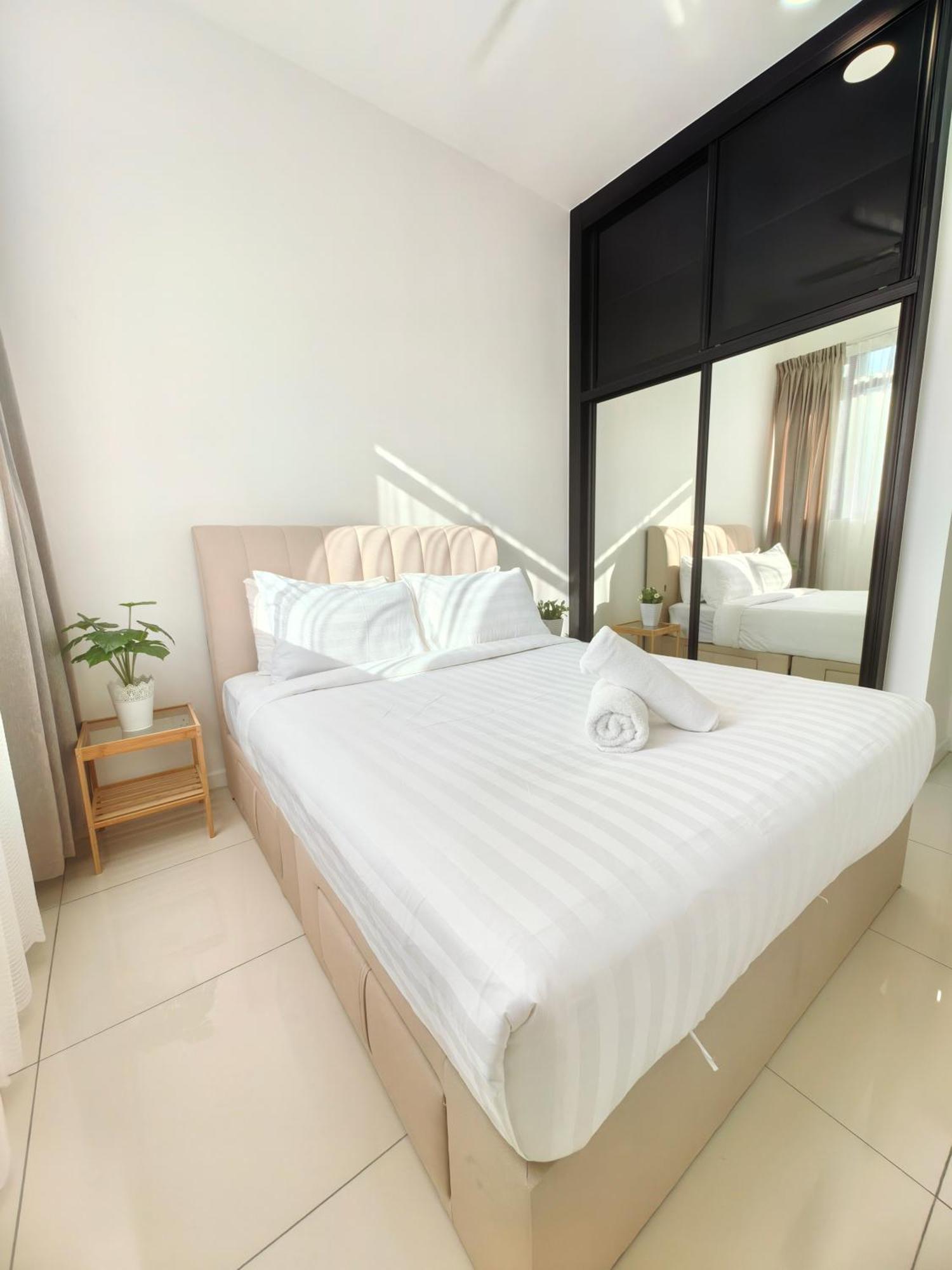 Chambers Residence Klcc By Purple Orchid กัวลาลัมเปอร์ ภายนอก รูปภาพ
